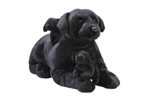 Плюшена играчка Wild Republic Черен лабрадор с малки кученца 27479 76 см.