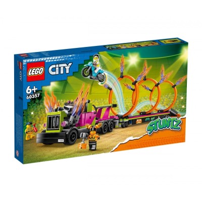 LEGO City Stunt 60357 - Предизвикателство с камион за каскади и огнен обръч
